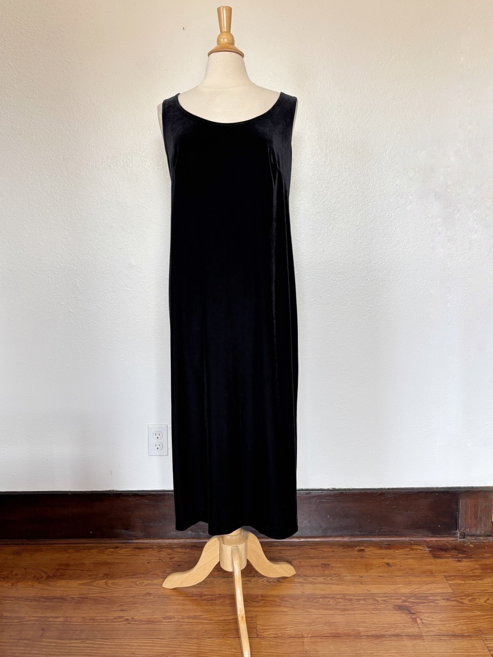 Vintage 90s Solid Black Velvet Midi Dress